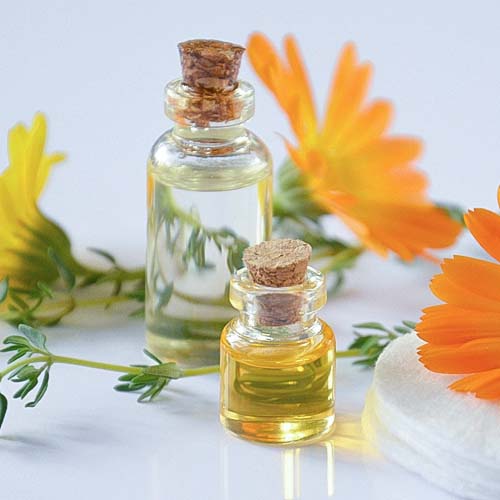 aromathérapie pot de crème composés aromatiques extraits de plantespharmacie du Pont